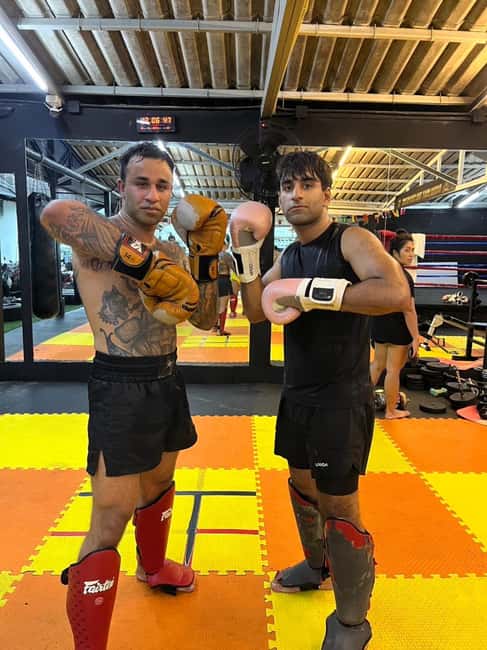 Patong: Muay Thai Boxing Class at Rachai Muay Thai Gym - The first 15 minutes: warm-up, stretching, and a reality check