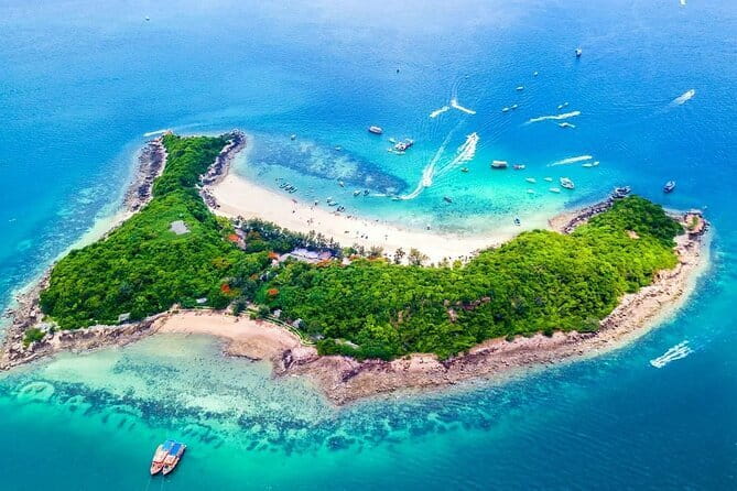 Pattaya: 3 Islands one day trip on Catamaran with Lunch - Practical details that affect your day