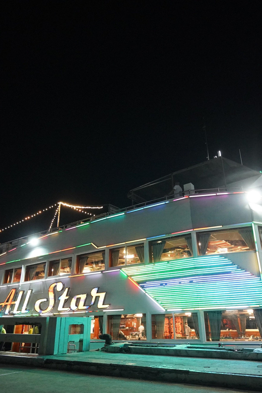 Pattaya: All Star Dinner Cruise, Cabaret Show & Beer Buffet - The cabaret show and Tiffany Beauty Contest performers