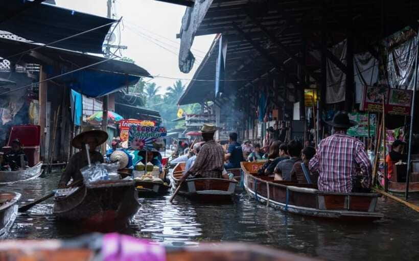 Pattaya: Buddha, Floating Market, Gems Museum Tour & Lunch - Lunch is useful, but only in the right package