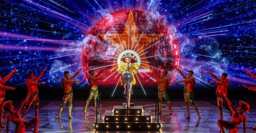 Pattaya: Colosseum Show Experience - Seating designed for a wide, unobstructed view