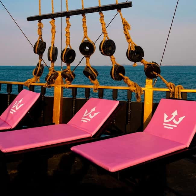 Pattaya: Koh Larn Pirate Cruise with Transfer & Activities - What the $83 price really covers
