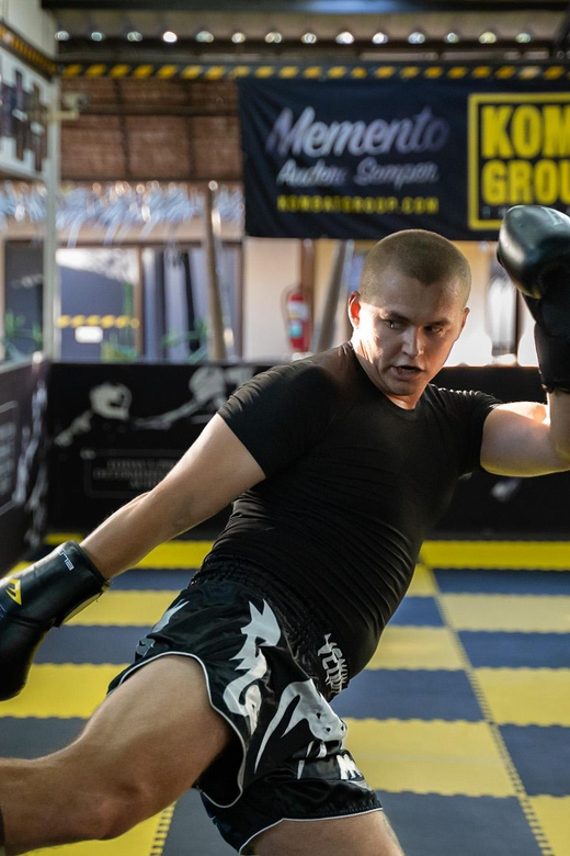 Pattaya: Muay Thai Boxing Introduction Class for Beginners - Working With the Instructor as Your Partner