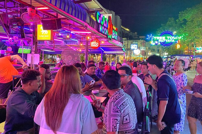 Pattaya: Rooftop, Nightclubs, Nightmarket & Walking Street - The best reason to book: an easy first night in Pattaya