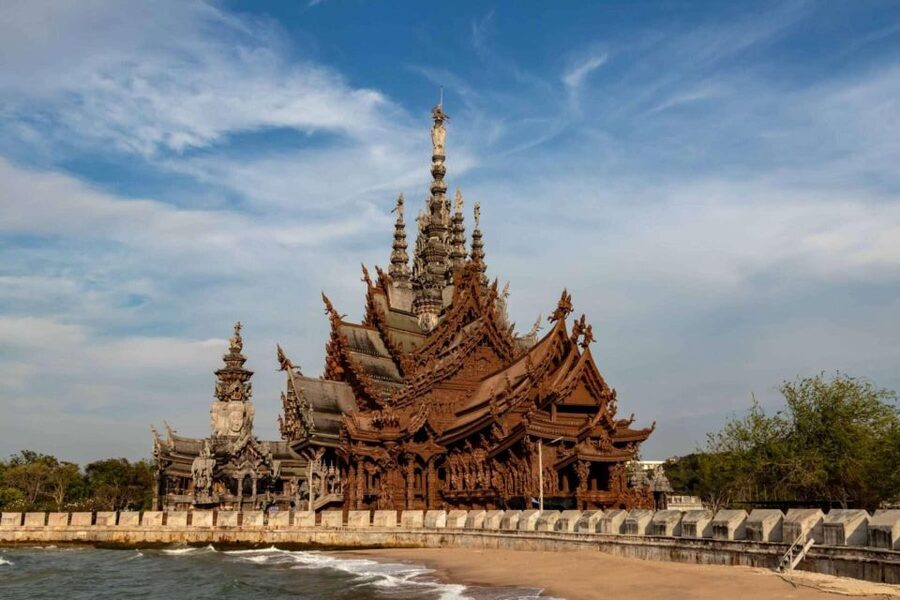 Pattaya: The Sanctuary of Truth Admission Ticket - Your arrival at the museum and ticket counter