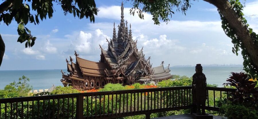 Pattaya: The Sanctuary of Truth Discounted Admission Ticket - Four wings, four cultural traditions