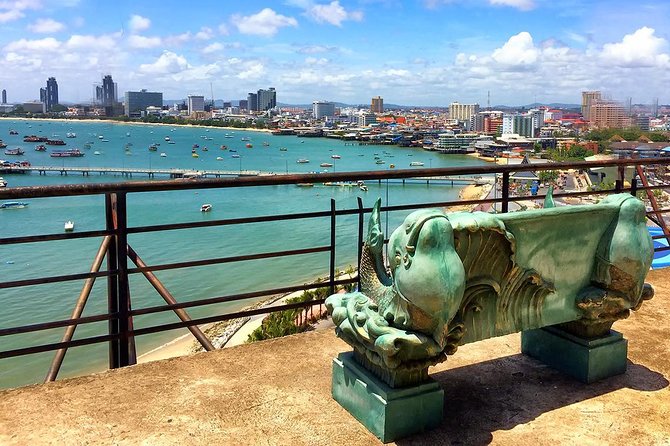 Pattaya Viewpoint, Big Buddha & Floating Market with Lunch - Lunch and an hour at Pattaya Floating Market