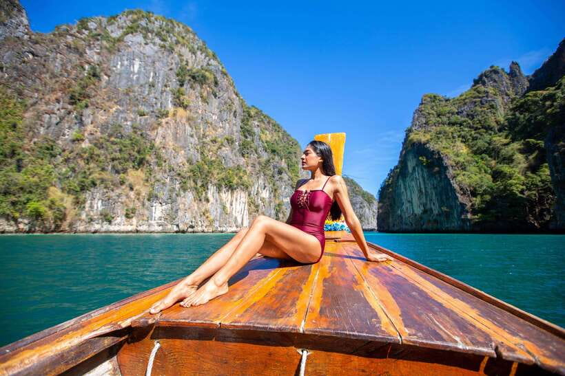 Phi Phi: 7 Island Day Tour by Longtail Boat - Monkey Beach: beautiful shore, careful distance