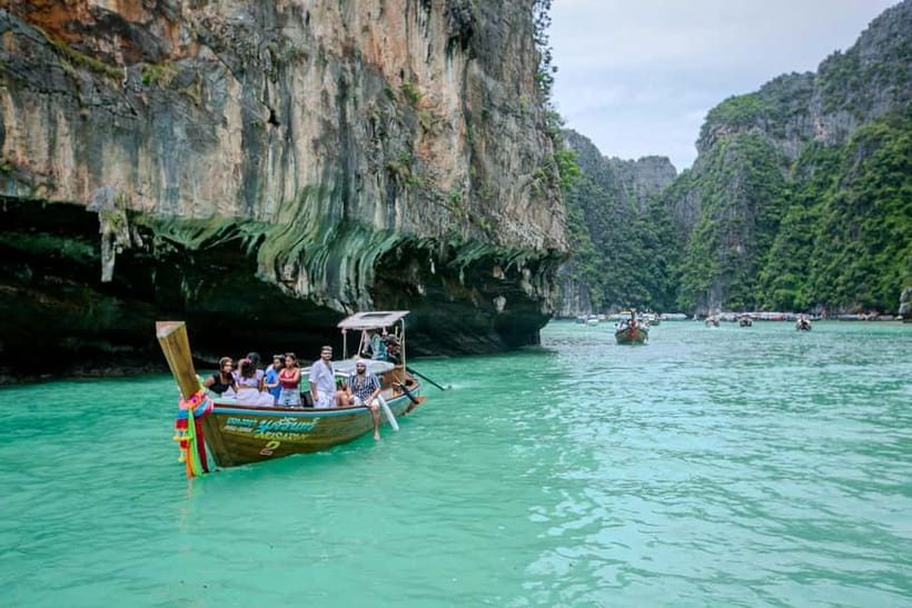 Phi Phi: 7 Island Longtail Boat Snorkeling Tour with Sunset - Loh Samah Bay adds another reef stop
