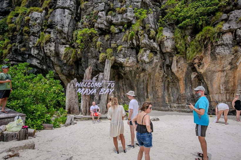 Phi Phi: Half Day Long Tail Boat to Maya Bay - Boat comfort, equipment, and what to pack