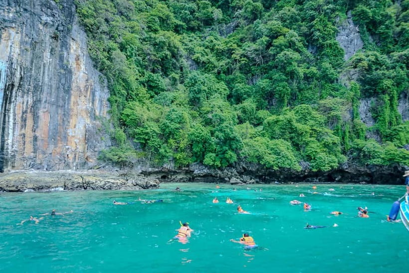 Phi Phi: Half Day Long Tail Boat to Maya Bay - Pileh Lagoon and 40 minutes in the water