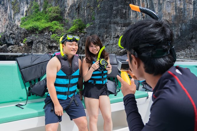 Phi Phi Islands Adventure Day Trip w/ Seaview Lunch by V. Marine - Lunch at Phi Phi Don is more than a quick boat meal
