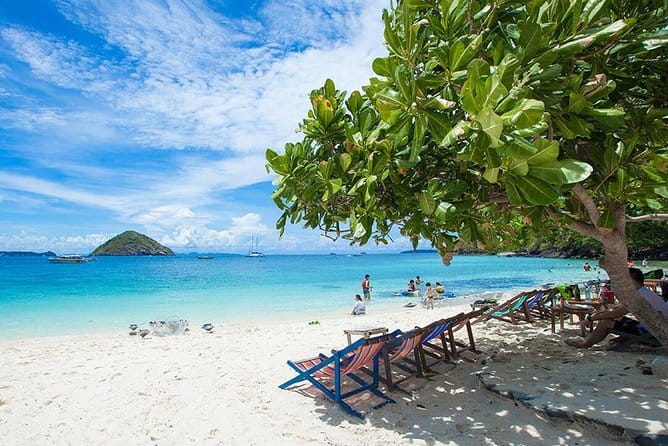 Phi Phi Islands Exclusive Tour by Speedboat from Koh Yao Yai - Wang Long Bay and the cliffs of Phi Phi
