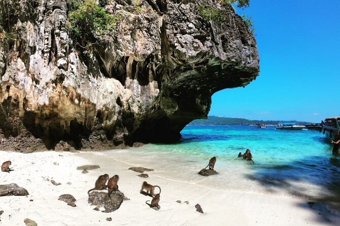 Phi Phi Islands Speedboat Tour Adventure from Krabi - The Final Hour at Bamboo Island