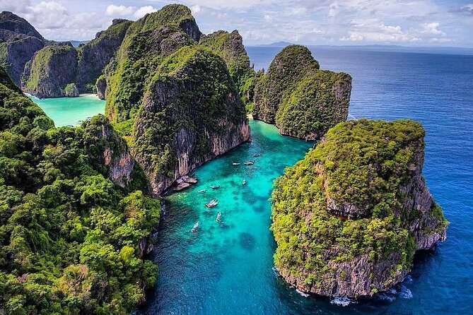 Phi Phi & Khai Islands Snorkeling Trip w/ Lunch and Fins by Speedboat - Lunch beside Ton Sai Bay on Phi Phi Don