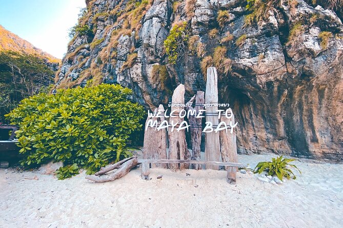 PHI PHI & MAYA & BAMBOO Premium Catamaran Max 28 pax - Phi Phi Leh from 10:00 to 11:00