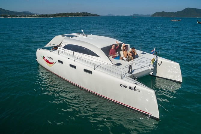 Phuket Airport (HKT) Arrival Transfer to Phuket Hotels (Shared or Private) - Hotel drop-off across Phuket