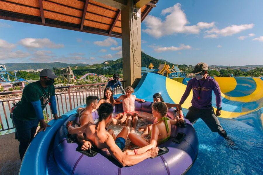 Phuket: Andamanda Water Park Ticket - The wave pool, lazy river, and calmer water