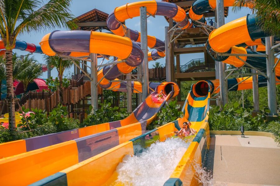 Phuket: Andamanda Water Park Ticket - Twelve extreme slides for thrill seekers