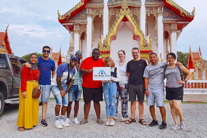 Phuket City Tour – Old Town, Local Food, Temple & Viewpoint - A-Pong in Samkong: a small snack with local character