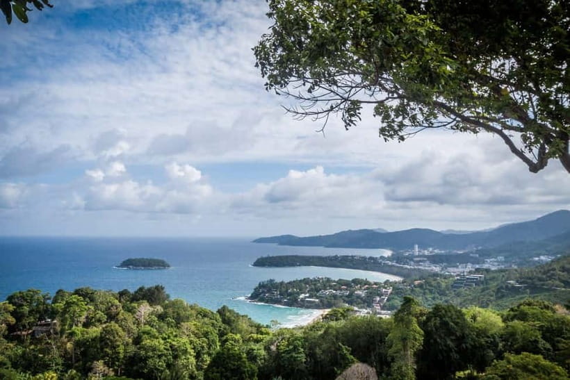 Phuket City Tour with Night Market Visit & Elephant Feeding - Guides, group size, and the human side of the day