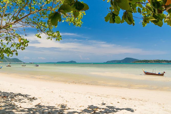 Phuket City Tour with Wat Chalong, Big Buddha & Famous Viewpoints - Wat Chalong and Phuket’s religious life