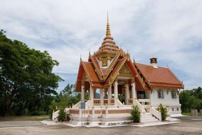 Phuket Giant Water Lilies & Temple Tour - Private & All-Inclusive - Key points before you book