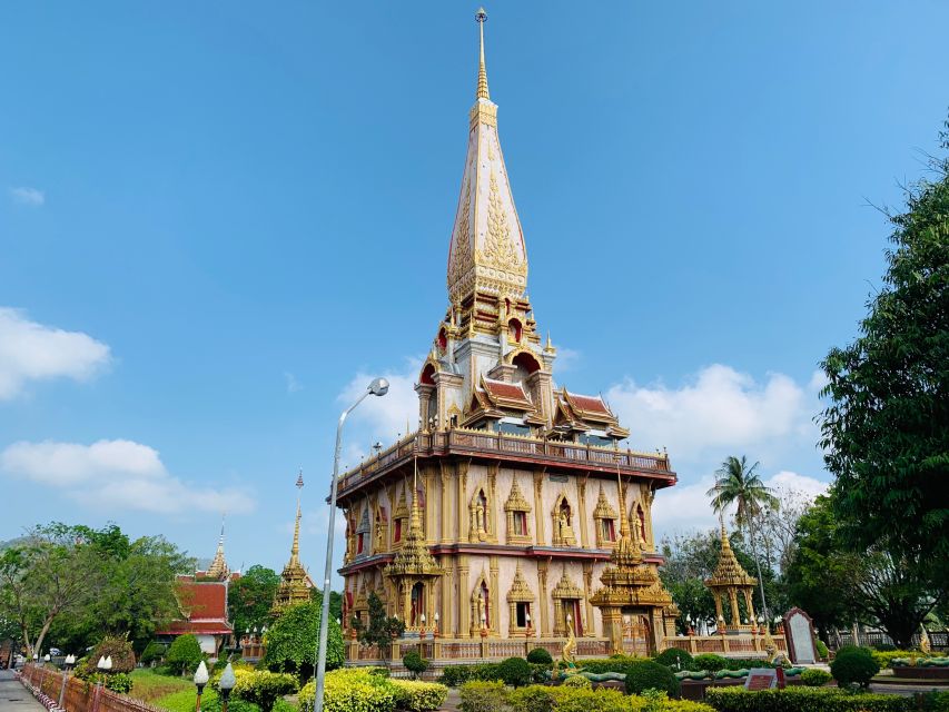 Phuket: Half-Day City Highlights and Viewpoints Group Tour - The Big Buddha and changing conditions on Nakkerd Hill