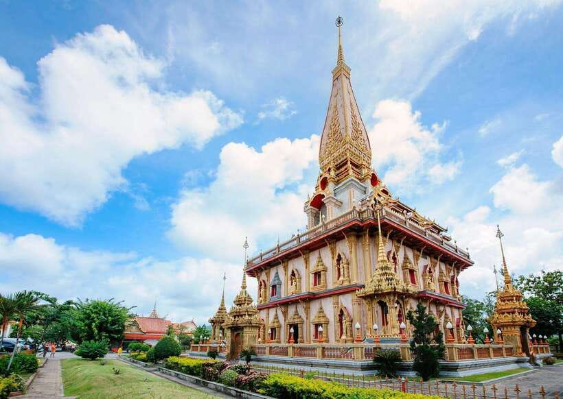 Phuket: Half-Day Viewpoint, Big Buddha and Wat Chalong Tour - Big Buddha on Nakkerd Hill