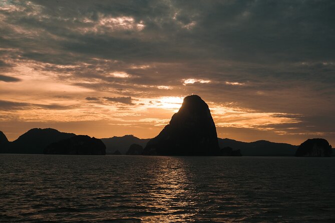 Phuket : James Bond Island and Phang Nga Bay by Premium Yacht - Who should book this yacht tour?