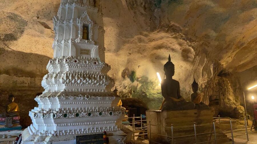 Phuket: James Bond Island by Longtail Boat Small Group Tour - Canoeing around Talu Cave