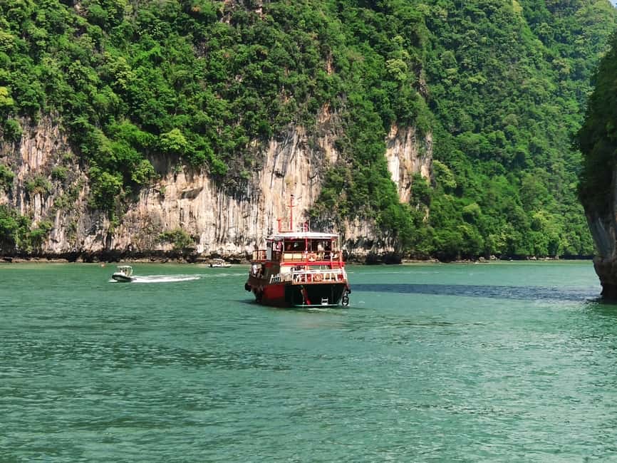 Phuket: Phang Nga,Hong & James Bond Islands by Big Boat - Hong Island by guided kayak