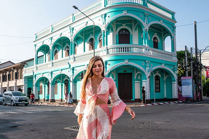 ️ Phuket Private Instagram Tour: All-Inclusive - Old Phuket Town: Color, Coffee, and Sino-Portuguese Streets