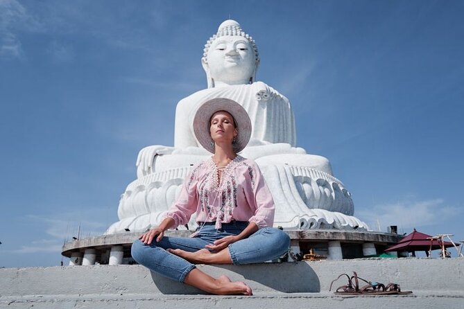 ️ Phuket Private Instagram Tour: All-Inclusive - Rock Beach Swing and the Included Thai Lunch