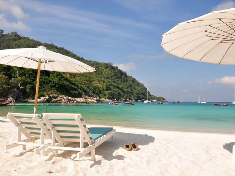 Phuket: Racha and Banana Beach by Speedboat with Lunch - Lunch at Banana Beach