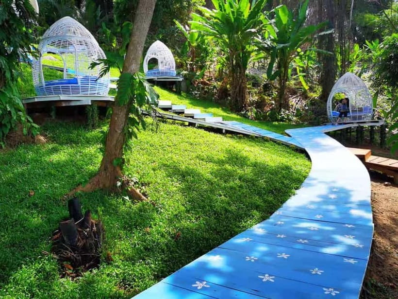 Phuket: Rock Beach Swing Entry Ticket - Walking the scenic paths