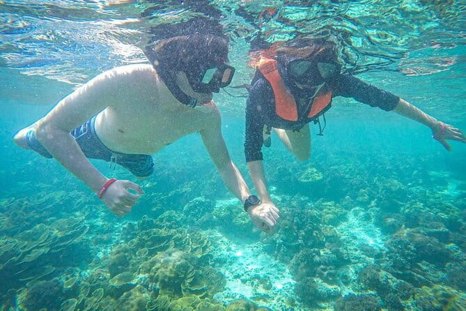Phuket to Phi Phi Islands by Speedboat - Lunch, drinks, and what the price really covers
