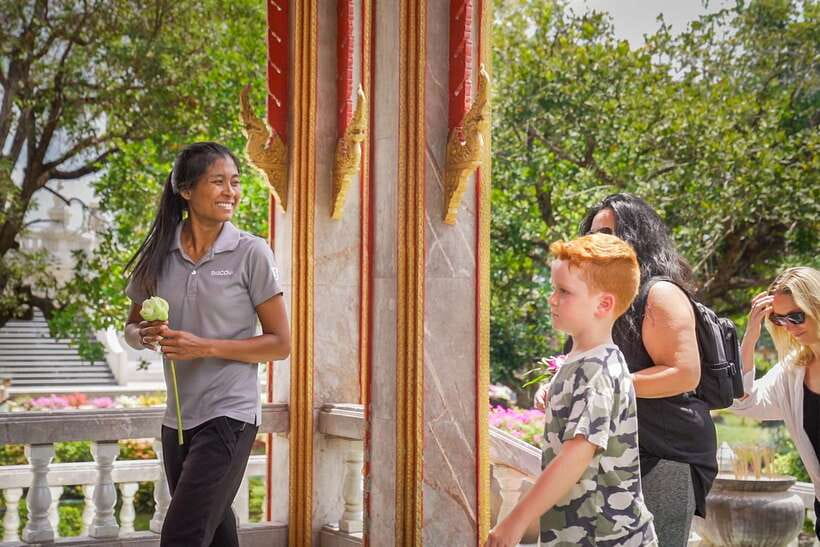 Phuket: Wat Chalong, Viewpoint, and Old Town Guided Tour - Six useful things to know before booking