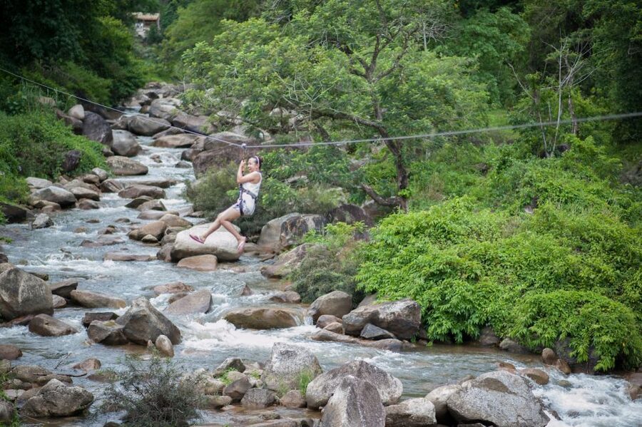 Phuket: White Water Rafting and Jungle Adventure with Lunch - Songpreak rafting: the main event