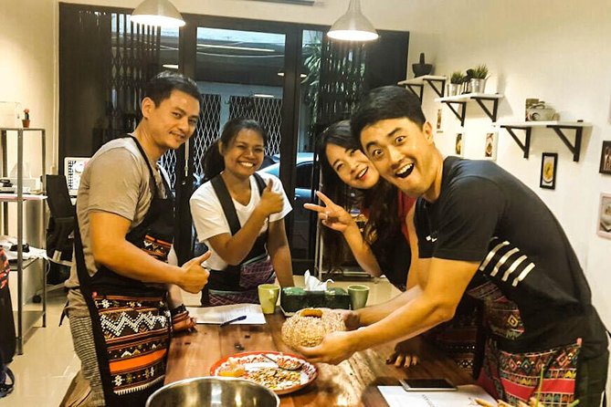Pink Chili - Thai Cooking Class and Market Tour in Bangkok - Key points at a glance