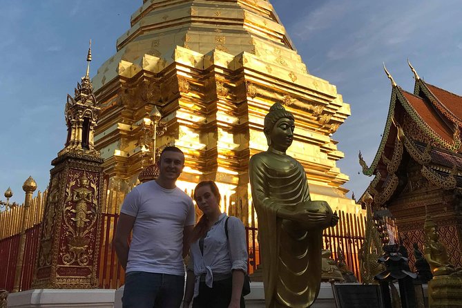 Private Chiang Mai Temple Tour with Doi Suthep and Wat Umong - What the guide adds to the day
