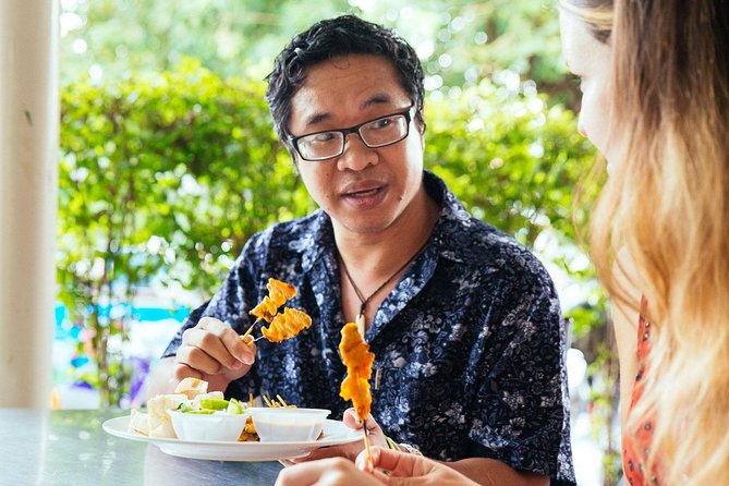 Private Culinary Kickstart Tour of Bangkok with a Local - What the guides add to the meal