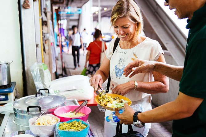 Private Culinary Kickstart Tour of Bangkok with a Local - Dietary needs, vegetarian options, and personal requests
