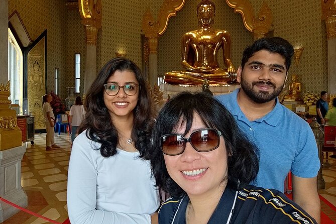 Private Custom Tour with a Local Guide - Chinatown and Sampeng Market: Bangkok after the monuments