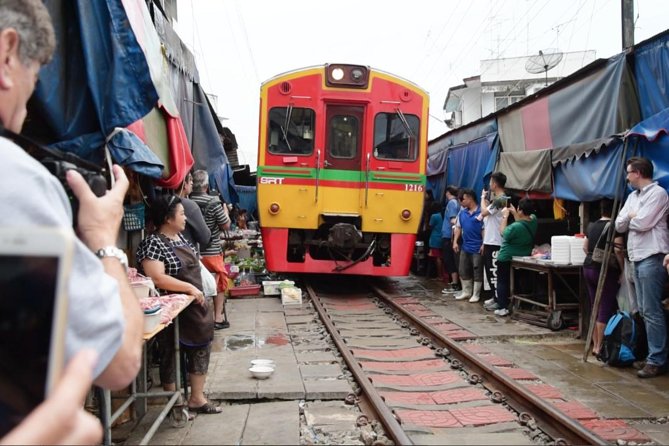 Private Excursion to Maeklong Railway and Floating Markets - Why These Two Markets Make a Strong Bangkok Day Trip
