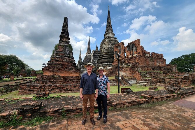 Private Floating Market and Historical Ayutthaya Sightseeing Tour - Wat Mahathat and the Buddha image in the tree