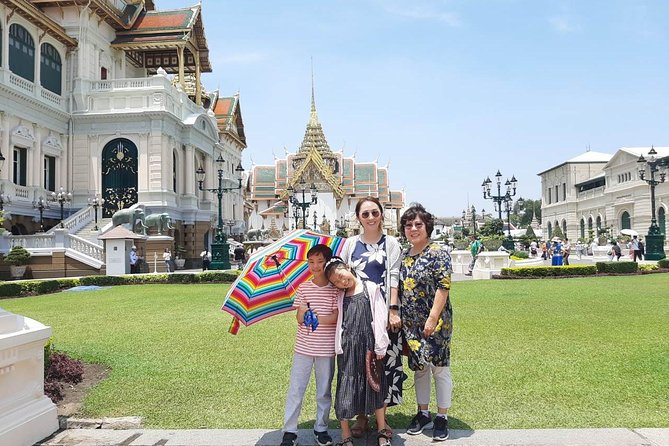 Private Full Day Bangkok City Tour - What the private vehicle adds