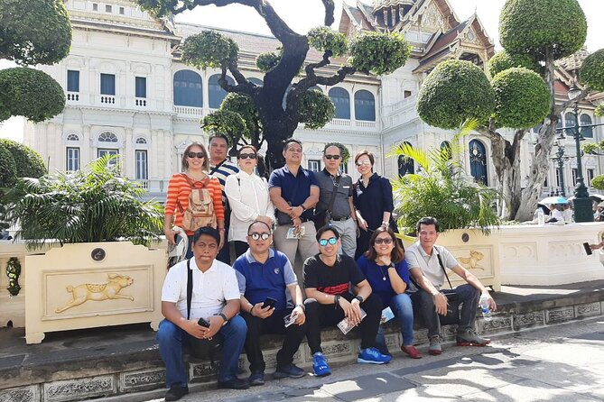 Private Full Day Bangkok City Tour - Guides, communication, and pace