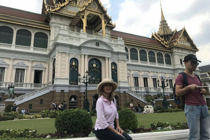Private Half-Day Bangkok City Tour with The Grand Palace - What the private guide adds
