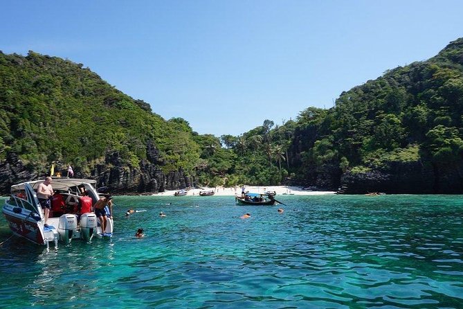 Private Phi Phi & 4 Islands Sunset Cruise by Speedboat - from Krabi - Bamboo Island and the first snorkeling pause
